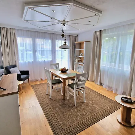 Aberseehaus Nussbaumer * Strobl